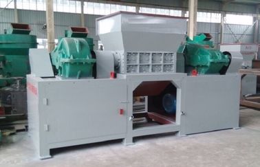 China Capacidad de madera de la máquina 3-6T/H de la trituradora de la plataforma de madera del fragmento proveedor